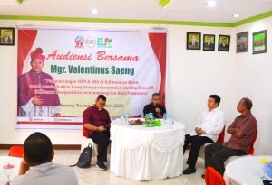 Audiensi Bersama Uskup Mgr. Valentinus Saeng
