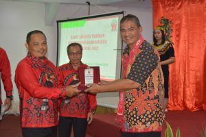 Penyerahan Cinderamata